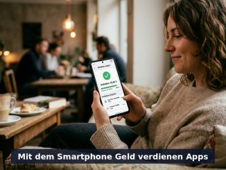 Smartphone in der Hand zur Veranschaulichung von Geld verdienen mit Handy-Apps.